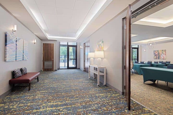 Meeting facility